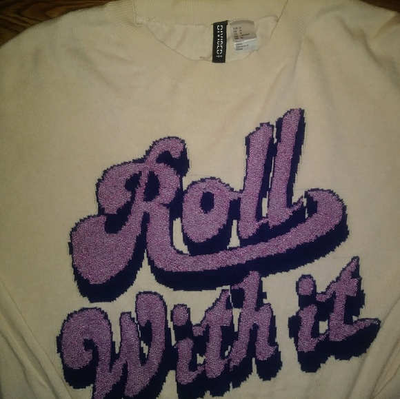 H&M Sweater - Picture 2 of 3